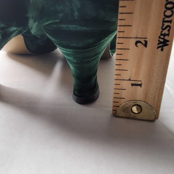 C. Webb Co. Velvet Green Heels Women's Size 7M  2" Kitten Heel Slip On Vintage - Picture 16 of 16